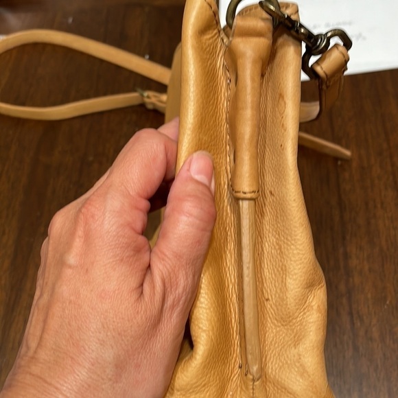 AMERICAN Leather Co. Crossbody purse - Picture 9 of 12